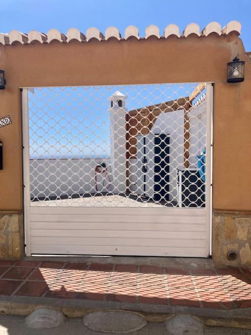 In With Private Pool And Sea View Villa *