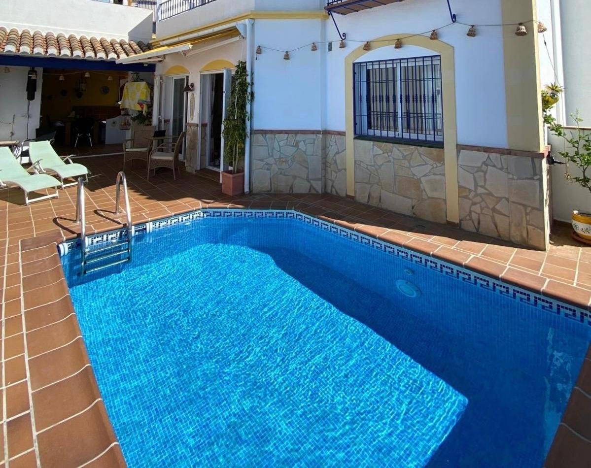 In With Private Pool And Sea View
